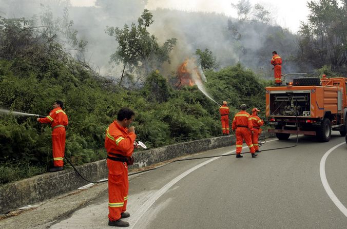 Ιταλία: Πάνω από 200.000 στρέμματα γης κάηκαν στη Σαρδηνία – Δύο Canadair στέλνει η Ελλάδα