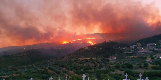 Φωτιά στην Κεφαλονιά: Έγιναν στάχτη 6000 στρέμματα