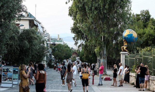 Κορονοϊός: 2794 νέα κρούσματα σήμερα στην Ελλάδα – 6 νεκροί και 132 διασωληνωμένοι