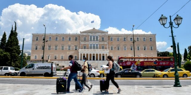 Σενάρια για νέο lockdown μετά το Δεκαπενταύγουστο – Διαψεύδουν από την κυβέρνηση