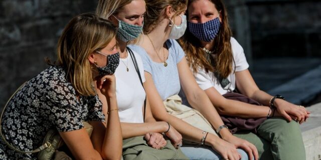 Κορονοϊός: Αλαλούμ με την υποχρεωτική χρήση μάσκας