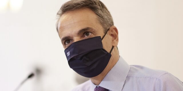 Συνάντηση Μητσοτάκη με τη νέα ηγεσία της Ιατρικής Σχολής ΕΚΠΑ