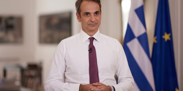 Μητσοτάκης: Δεν κινδυνεύει η Ελλάδα, αλλά οι ανεμβολίαστοι Έλληνες