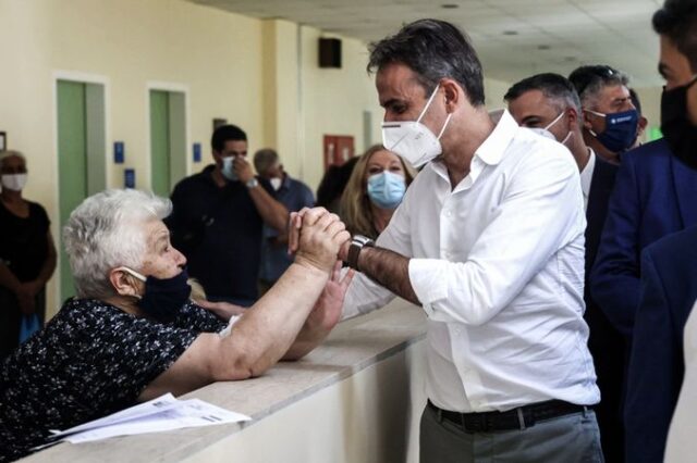 Κάλεσμα εμβολιασμού έκανε από το Ηράκλειο ο Κυριάκος Μητσοτάκης