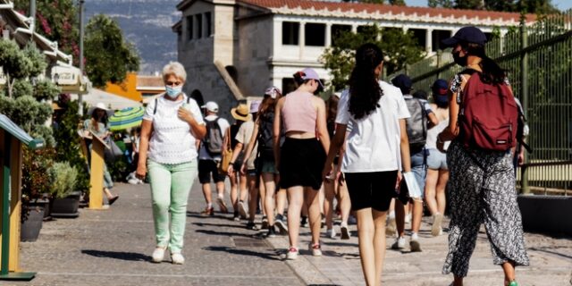 Κορονοϊός: 2972 νέα κρούσματα σήμερα στην Ελλάδα – 3 νεκροί και 125 διασωληνωμένοι