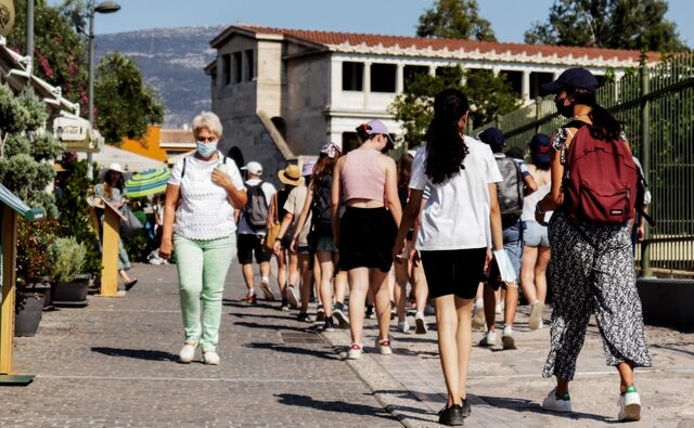 Κορονοϊός: 2972 νέα κρούσματα σήμερα στην Ελλάδα – 3 νεκροί και 125 διασωληνωμένοι