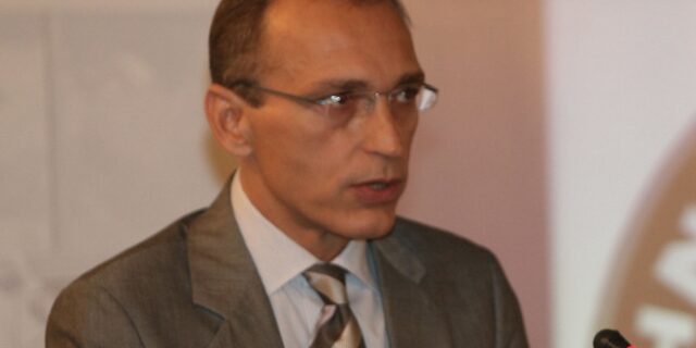 Ελλάκτωρ: Τέλος εποχής με την αποχώρηση του Λεωνίδα Μπόμπολα