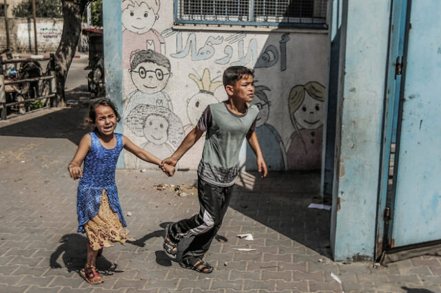 Επιβίωση στη Γάζα: Οι ελπίδες και οι κίνδυνοι μιας ζωής σε αποκλεισμό