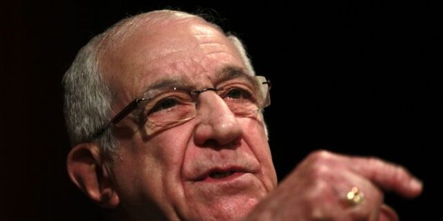 Πορτογαλία: Πέθανε ο Οτέλο Σαράιβα ντε Καρβάλιο, στρατηγός της Επανάστασης των Γαριφάλλων