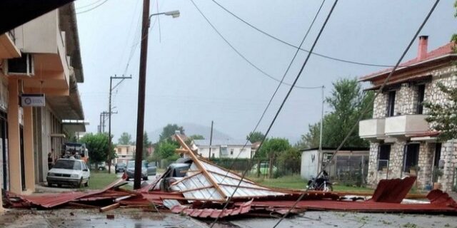 Παλαμάς Καρδίτσας: Έφυγαν σκεπές και έπεσαν δέντρα από το μπουρίνι