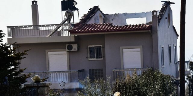 Μεγάλη φωτιά στην Πάτρα – Κάηκαν σπίτια, εκκενώθηκαν οικισμοί