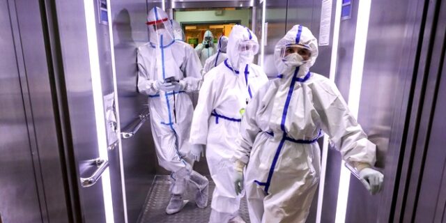 Κορονοϊός: Χάος στη Ρωσία – Νέο αρνητικό ρεκόρ θανάτων
