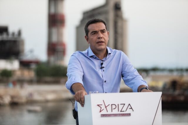 Live εικόνα: Ο Αλέξης Τσίπρας στο Ηράκλειο