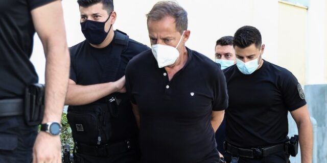 Απολογία Λιγνάδη: “Η ανακρίτρια αντιμετωπίζει την υπόθεση αλληθωρίζοντας”