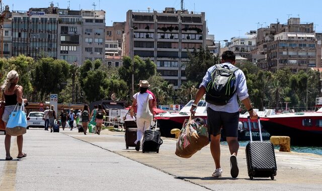 Αυστηρά μέτρα μόνο για τους μη εμβολιασμένους πολίτες