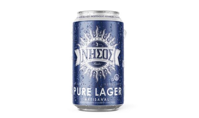 Η «ΝΗΣΟΣ PURE LAGER» σε κουτάκι από τη μπύρα «ΝΗΣΟΣ»