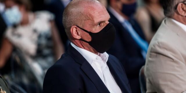 Βαρουφάκης: “Εμείς θα συνεχίσουμε να παλεύουμε για τη Δημοκρατία”