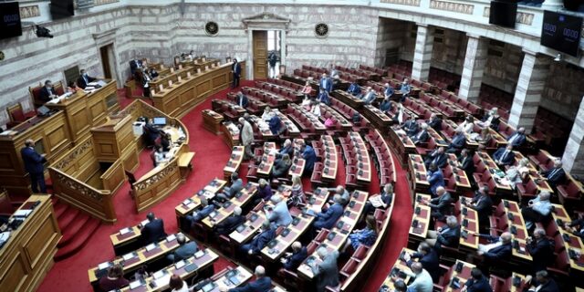 Βουλή: Ονομαστική ψηφοφορία για το νέο σχολείο μετά από αίτημα ΣΥΡΙΖΑ – ΚΚΕ