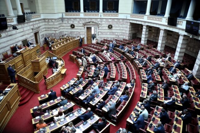 Βουλή: Ονομαστική ψηφοφορία για το νέο σχολείο μετά από αίτημα ΣΥΡΙΖΑ – ΚΚΕ