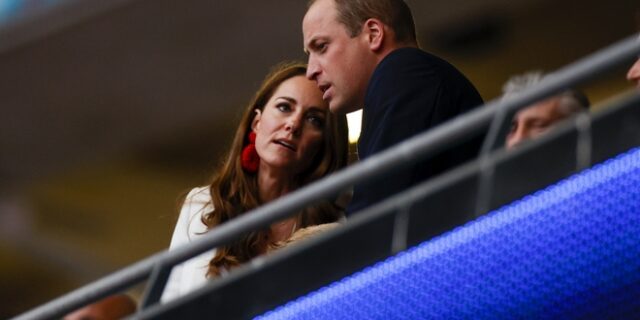 Πρίγκιπας Ουίλιαμ: “Αισθάνομαι αηδία για τις ρατσιστικές επιθέσεις στους παίκτες της Αγγλίας”