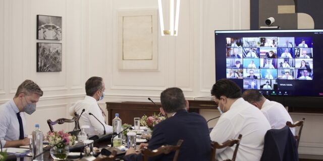 Συνεδριάζει το Υπουργικό Συμβούλιο: Κατώτατος μισθός και Ποινικός Κώδικας στην ατζέντα
