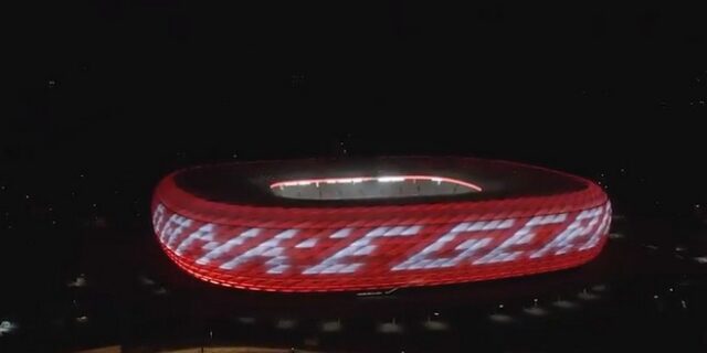 Μπάγερν: Η Allianz Arena φωτίστηκε προς τιμήν του Γκερντ Μίλερ