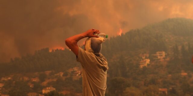 Καββαθάς για φωτιές στην Εύβοια: “Προτεραιότητα η εκπόνηση ενός τοπικού αναπτυξιακού σχεδίου”
