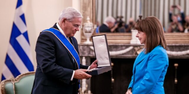 Ευχαριστήρια επιστολή Μενέντεζ σε Σακελλαροπούλου – “Θα έχω πάντα στην καρδιά μου το παράσημο”