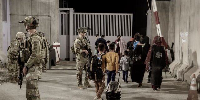Αφγανιστάν: Εγγυημένη από τους Ταλιμπάν η ασφαλής διέλευση για τους Αμερικανούς