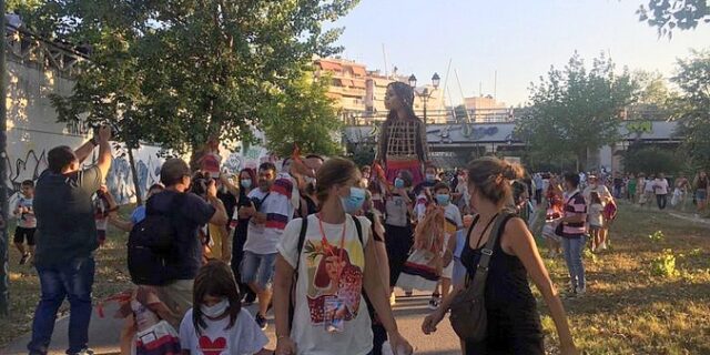 Λάρισα: Ένταση και επεισόδια στην υποδοχή της Αμάλ