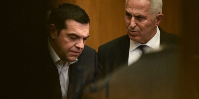 Ευάγγελος Αποστολάκης: Το τηλεφώνημα στον Τσίπρα, η “αποστασία” και η αλλαγή στάσης