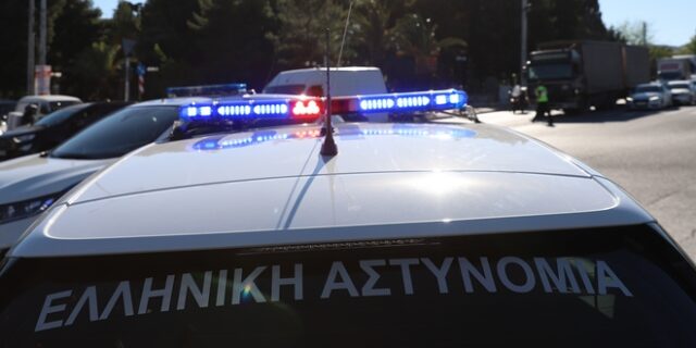 Συνελήφθη αστυνομικός για υπεξαίρεση χρημάτων από κρατούμενους