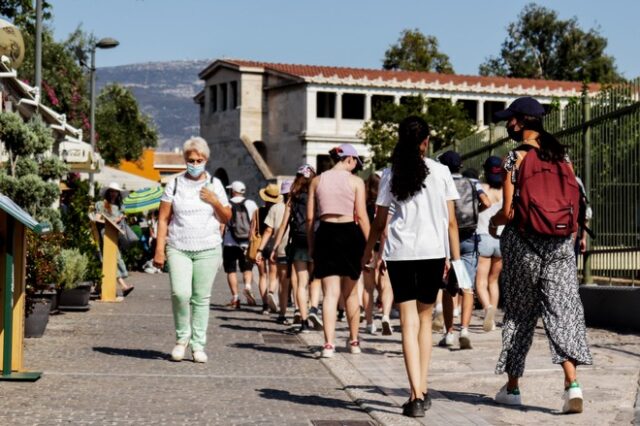Κορονοϊός: 444 νέα κρούσματα σήμερα στην Αττική