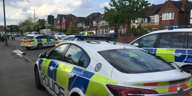 Αγγλία: Είδε περιπολικό και πάτησε γκάζι – Είχε ξεχάσει ότι είχε βγάλει το δίπλωμα οδήγησης!