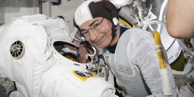 NASA: Μυστήριο με την ασθένεια αστροναύτη – Ακυρώθηκε ο διαστημικός περίπατος