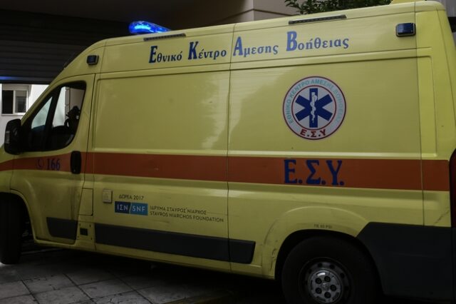 Κέρκυρα: Κρατούμενος επιτέθηκε σε διασώστη του ΕΚΑΒ με σιδερένια σχάρα από φρεάτιο