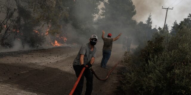 Φωτιά στην Γορτυνία: Ενιαίο και επικίνδυνο το μέτωπο -Εκκενώνονται 20 οικισμοί