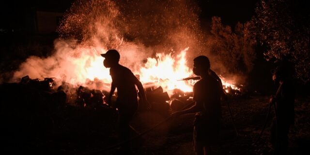 Δραματικές ώρες σε Εύβοια και Ηλεία – Μέσα σε χωριά οι φλόγες –  Μικροεστίες στην Αττική