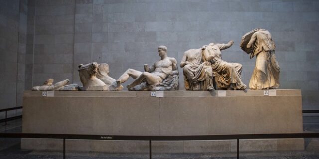 Γλυπτά Παρθενώνα: Εικόνες εγκατάλειψης στο Βρετανικό Μουσείο – Τι απαντά η διοίκηση