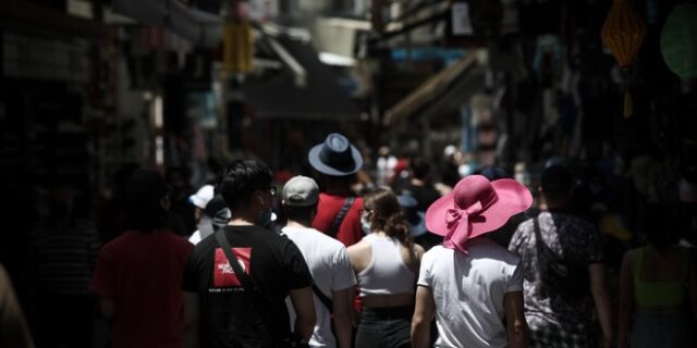 Κορονοϊός: Επέλαση της μετάλλαξης Δέλτα και επιβράδυνση των εμβολιασμών – Δύσκολο φθινόπωρο