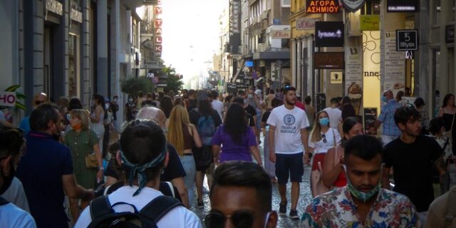 Σαρηγιάννης: “7.000 – 8.000 κρούσματα τη μέρα, 700 διασωληνώσεις στα τέλη Σεπτέμβρη”