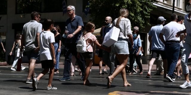 Κορονοϊός: 818 νέα κρούσματα σήμερα στην Αττική