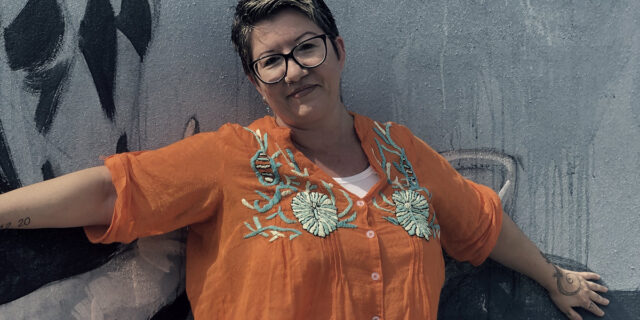 Μια non-binary μαμά στην επαρχία