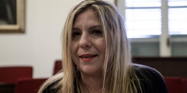 ΣΥΡΙΖΑ: Ακόμα περιμένουμε τον κ. Μητσοτάκη να αποδοκιμάσει την κα Συρεγγέλα