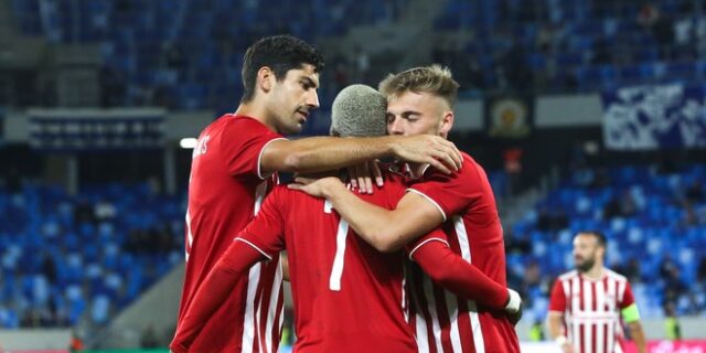 Σλόβαν – Ολυμπιακός 2-2: Οι Ερυθρόλευκοι στους 32 του Europa League