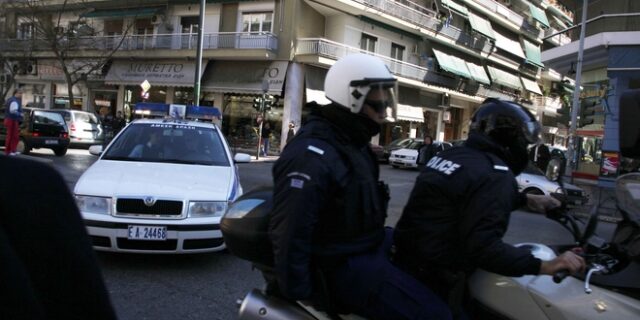 Ένοπλη ληστεία σε τράπεζα στην Μεταμόρφωση – Ανθρωποκυνηγητό για τον δράστη