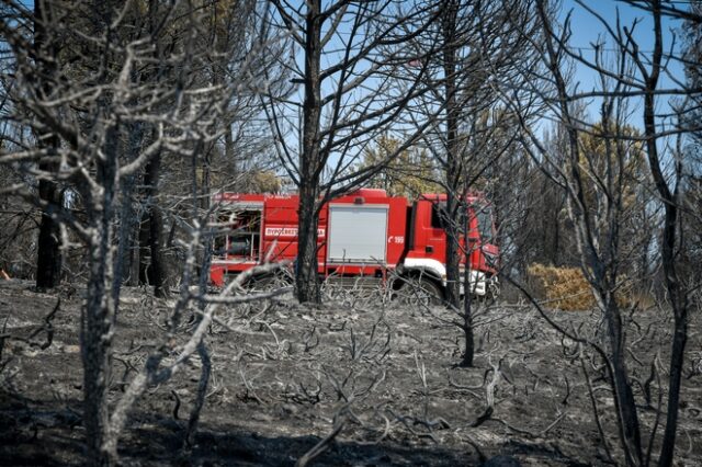 Πέραμα: Τρεις συλλήψεις για εμπρησμούς από πρόθεση