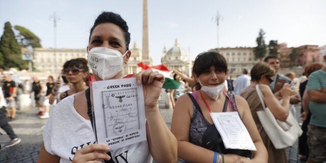 Ιταλία: Δημοσιογράφος δέχθηκε επίθεση από αντιεμβολιαστή