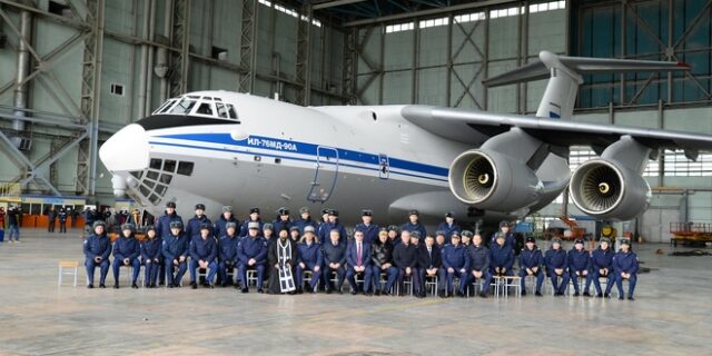 Φωτιές: Τα ρωσικά Ilyushin Il-76 και Beriev-200 επιχειρούν μαζί στην Ελλάδα
