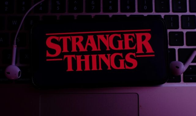 Stranger Things: Η νέα σεζόν “αξίζει την αναμονή”